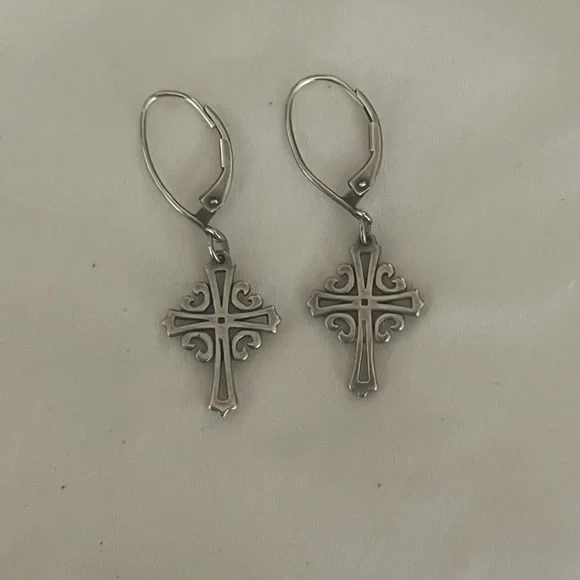 James avery cross earrings deals